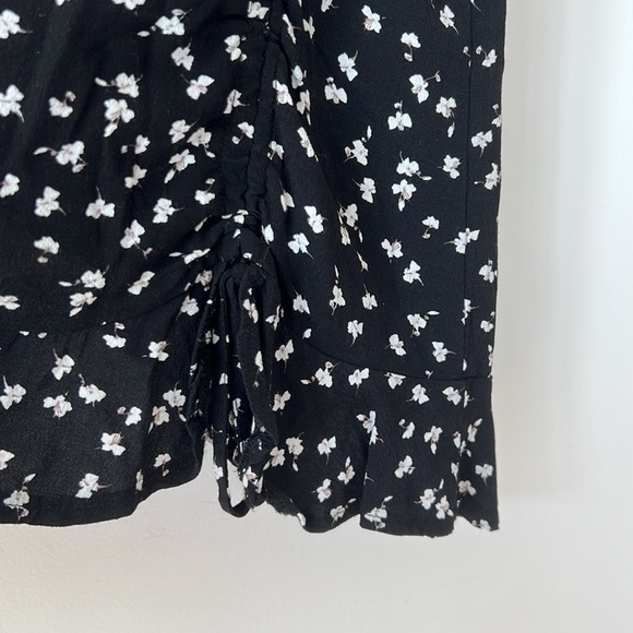 GARAGE Floral Lined Skirt - Picture 2 of 5